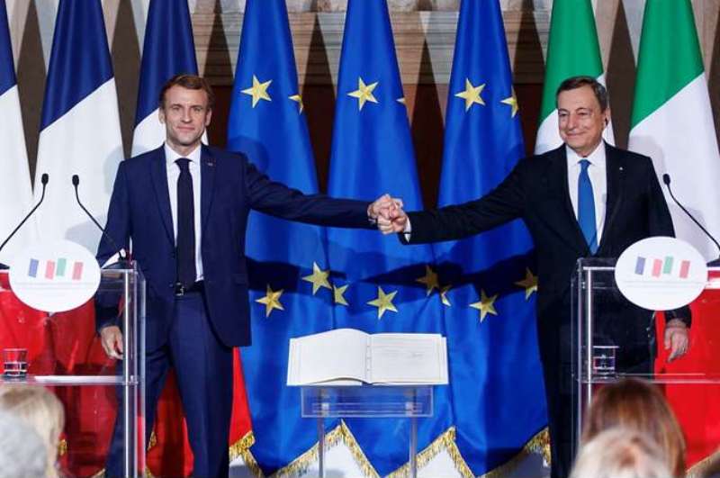 Μακρόν και Ντράγκι υπογράφουν ιστορική διμερή συνθήκη – Το ευρωπαϊκό αντίβαρο στην Γερμανία της μετά Μέρκελ εποχής