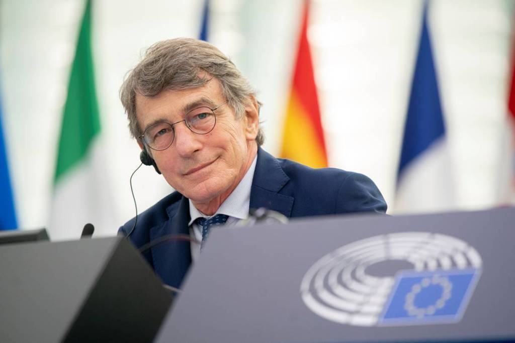 Η ολομέλεια του Ευρωπαϊκού Κοινοβουλίου τιμά τον Πρόεδρο David Sassoli