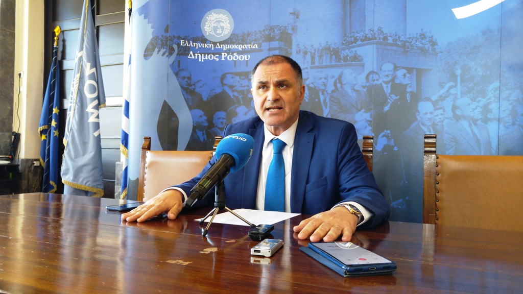 Στράτος Καρίκης (για διάσπαση ενιαίου δήμου Ρόδου): «Πολλοί θέλουν να γίνουν δήμαρχοι…» – video