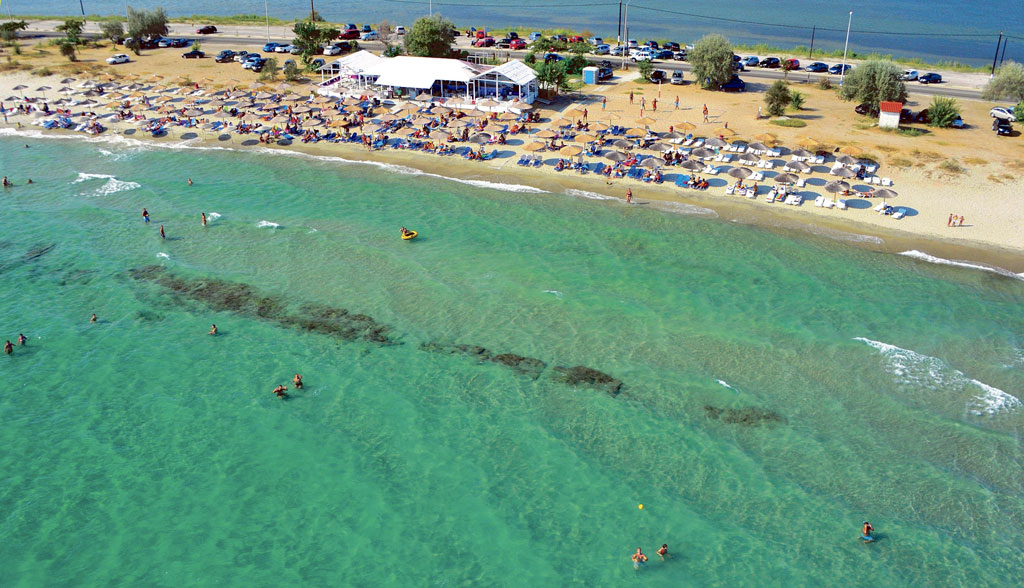 ΠΥΚΝΩΝΟΥΝ ΑΠΟ ΠΑΡΑΣΚΕΥΗ ΤΑ ΚΑΘΗΜΕΡΙΝΑ ΔΡΟΜΟΛΟΓΙΑ ΓΙΑ ΦΑΝΑΡΙ-ΑΡΩΓΗ