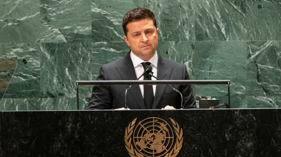 Τα σκάνδαλα στοιχειώνουν τον Ζελένσκι: Η offshore στην Κύπρο, οι ολιγάρχες και η απαγορευμένη… ταινία