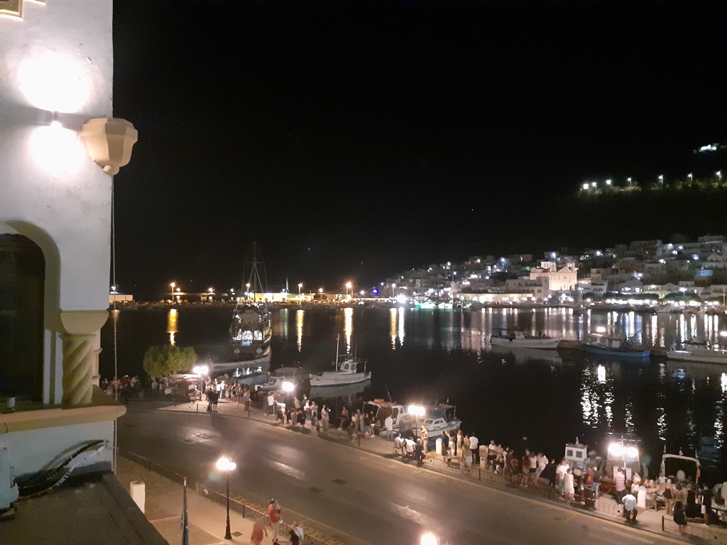 Κάλυμνος: Φαντασμαγορική η αναπαράσταση της πυρπόλησης φρεγάτας του Oθωµανικού στόλου κατά τη διάρκεια της Ναυµαχίας του Γέροντα (pics n video)