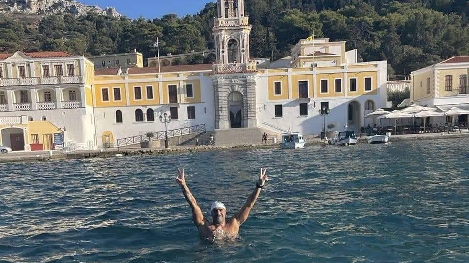 Θα κολυμπήσει από τη Ρόδο μέχρι τον Πανορμίτη – Το τάμα του παραολυμπιονίκη Χαρ. Ταϊγανίδη!