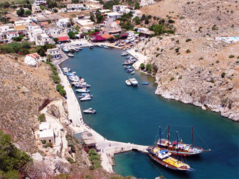 Αγιασμός του νέου πολυχώρου του Συλλόγου Νέων «Αμφιπετράν», κοπή πίτας και εκλογές την Κυριακή 19 Φεβρουαρίου 2022