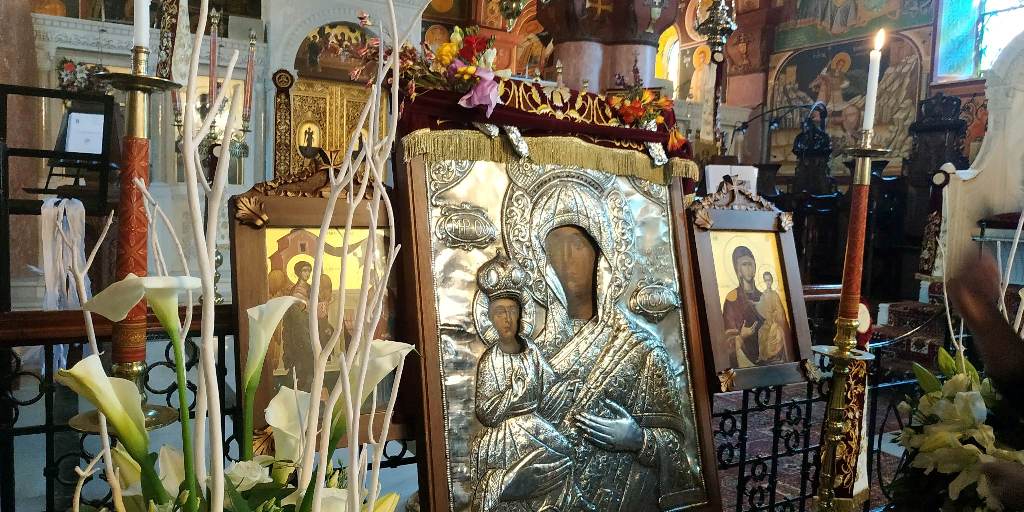 Πάνω από 5000 Ροδίτες προσκύνησαν την Παναγιά Σπηλιανή! – Μέχρι αύριο η εικόνα της στον Ι.Ν. Ευαγγελισμού (φωτος)