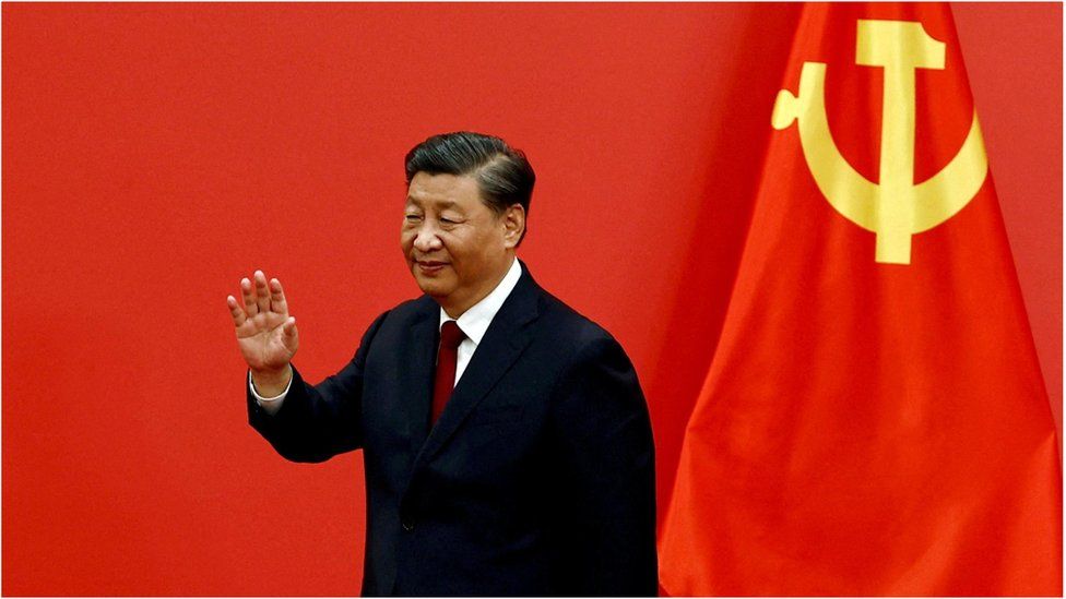 Chine: Xi Jinping obtient un inédit troisième mandat de président