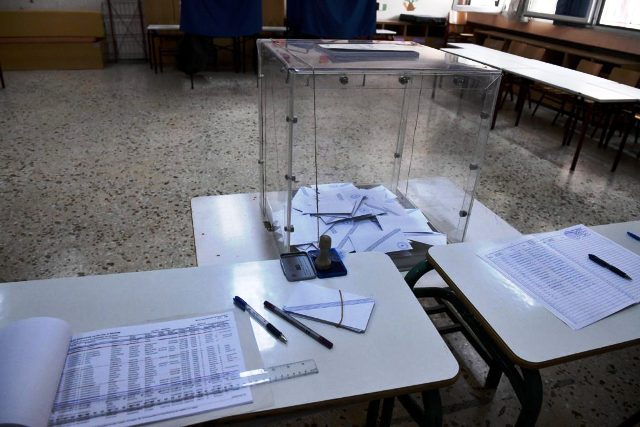 Euractiv: Στήθος με στήθος ΝΔ και ΣΥΡΙΖΑ – Εκτίμηση για διαφορά 30.000 ψήφων (!!!)