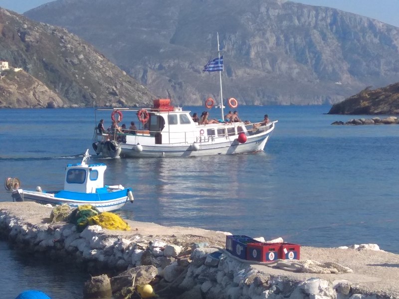 Έχουμε κουραστεί να ακούμε μόνο υποσχέσεις και να μας επισκέπτονται μόνο προεκλογικά, δηλώνουν οι κάτοικοι της Τελένδου (video)