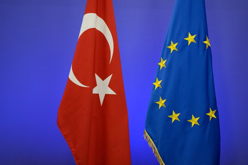 Οι ευρωβουλευτές καλούν την ΕΕ και την Τουρκία να αναζητήσουν εναλλακτικούς τρόπους συνεργασίας