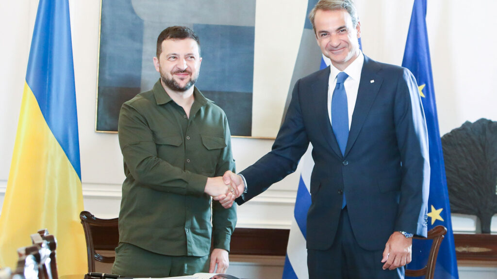 Μητσοτάκης σε Ζελένσκι: Η αλληλεγγύη μας υπήρξε έμπρακτη εξ αρχής, θα συνεχιστεί (pics n video)