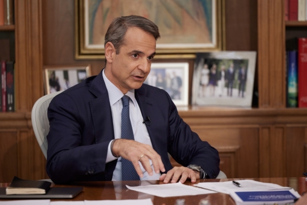 Τα πρόσωπα στο “γαλάζιο” ευρωψηφοδέλτιο – Το “χρίσμα” στους τέσσερις παλιούς και οι “κομμένοι”