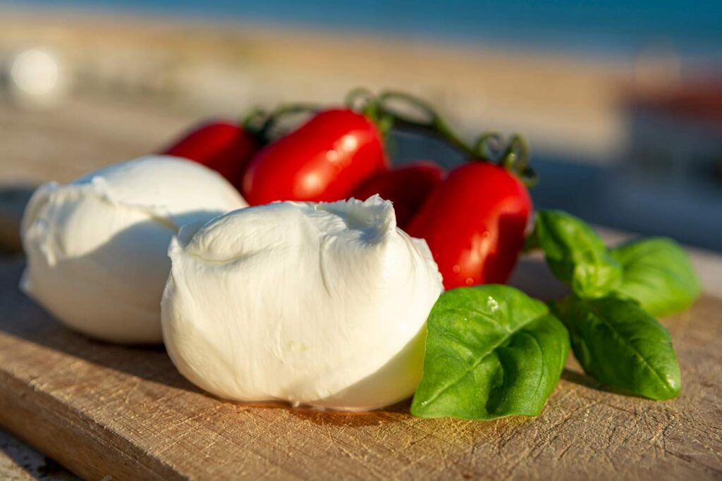 TasteAtlas: Η πολυαναμενόμενη κ πολυσυζητημένη ετήσια λίστα με τα καλύτερα τυριά στον κόσμο, περιλαμβάνει πολλά ελληνικά