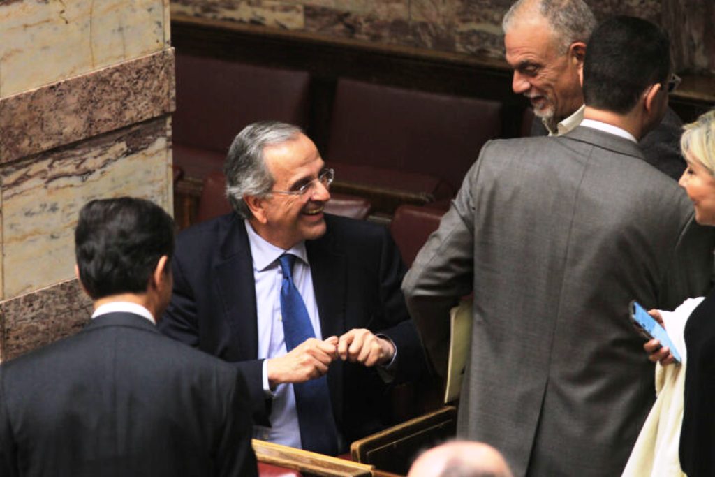 Ψηφίστηκε η τροπολογία για το μεταναστευτικό – Καταψήφισε ο Α.Σαμαράς: Ό,τι είχα χρέος να πω, το είπα