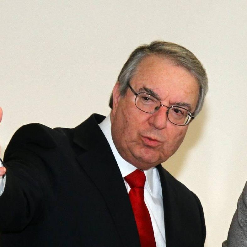 Οι Θερμές «ετυμολογικές» ευχές και οι επεξηγήσεις από τον Γιώργο Μπαμπινιώτη