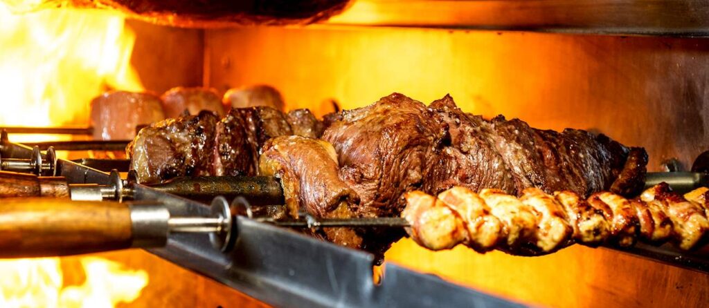 TasteAtlas list: 100 Best Rated dishes with lamb – More than six greek dishes in the list!