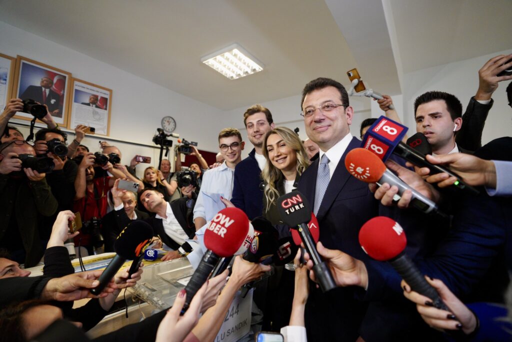 Θρίαμβος Ιμάμογλου με 50,34% δείχνουν τα αποτελέσματα στην Κωνσταντινούπολη – Ήττα Ερντογάν σε Σμύρνη και Άγκυρα