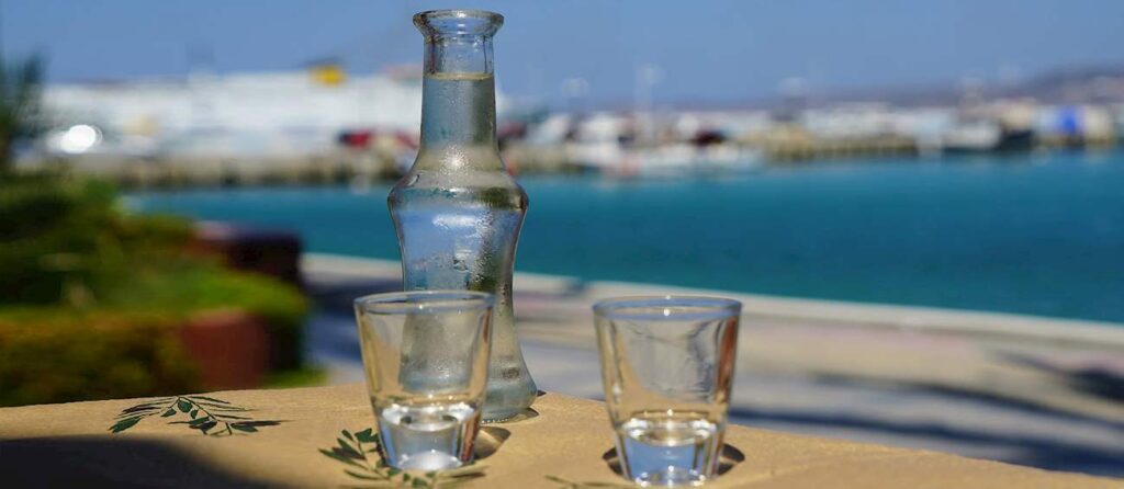 TasteAtlas: Tsikoudia, Tsipouro and Metaxa in the list with the Top 79 SPIRITS in the World!