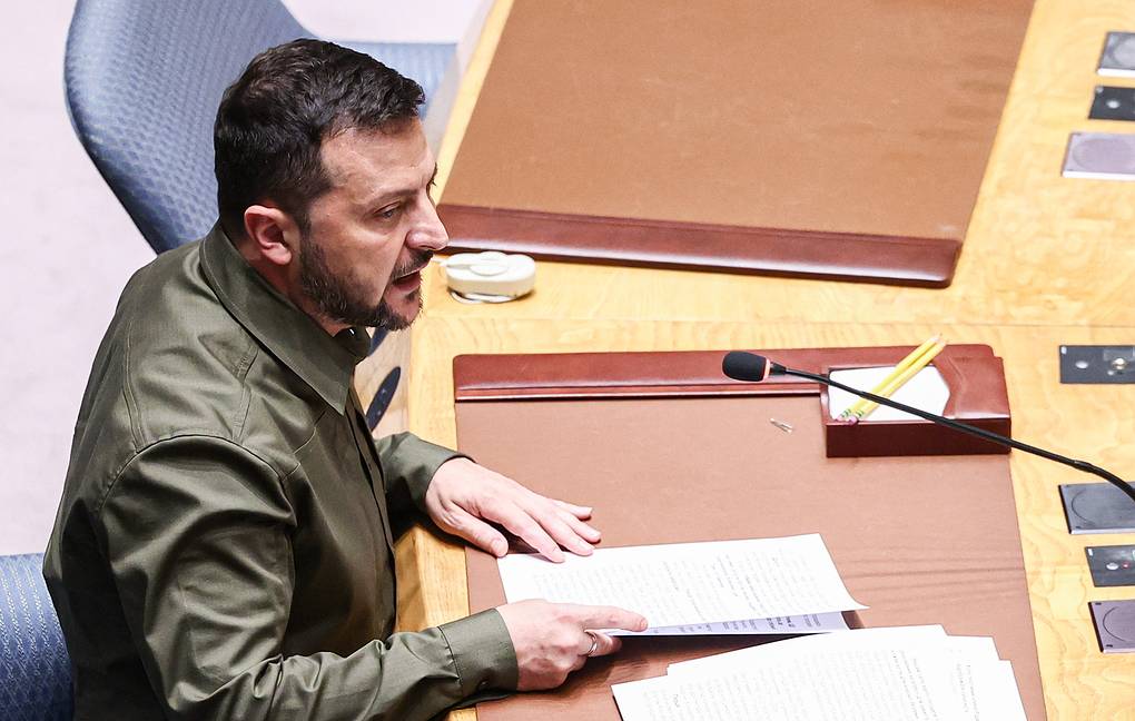ΟΥΚΡΑΝΙΑ: Ο Ζελένσκι υπέγραψε νόμο που απαγορεύει την Ορθόδοξη Εκκλησία του Πατριαρχείου Μόσχας
