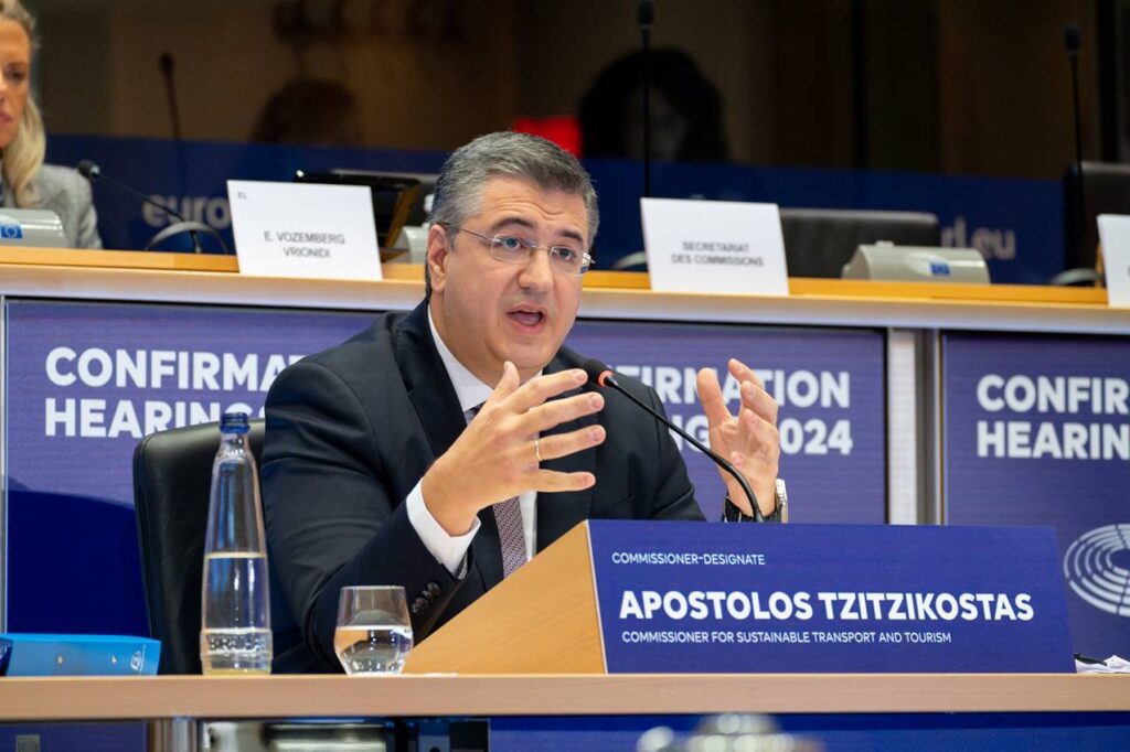 Ακρόαση του ορισθέντος επιτρόπου Απόστολου Τζιτζικώστα (video)