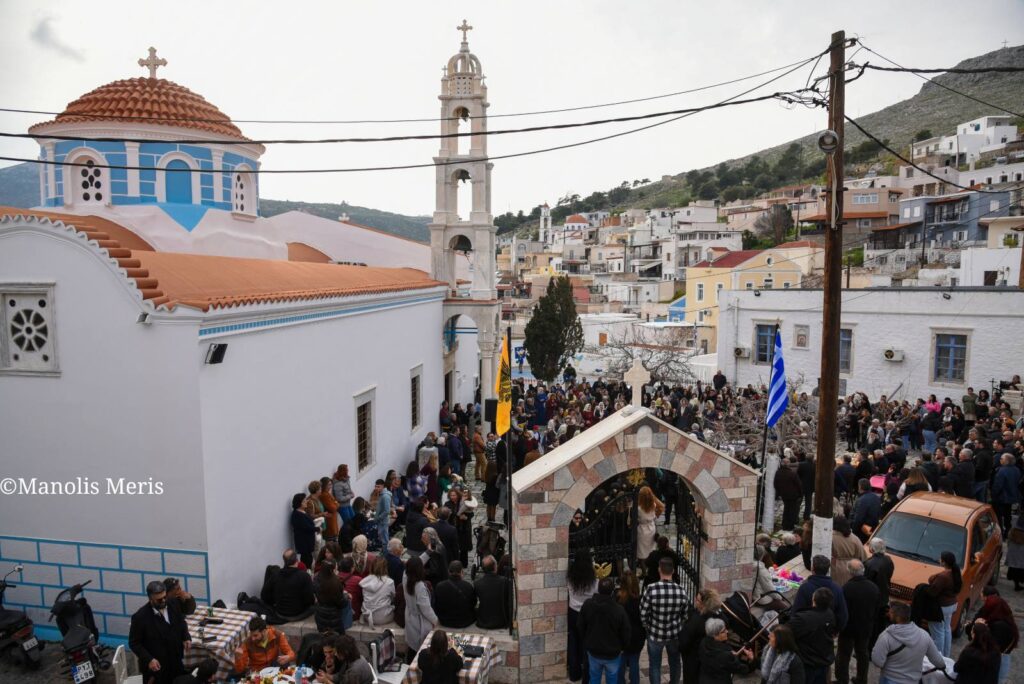 Η Κυριακή της Τυρινής στην Κάλυμνο και ο εσπερινός του Συγχώριου (φωτος κ βίντεος)