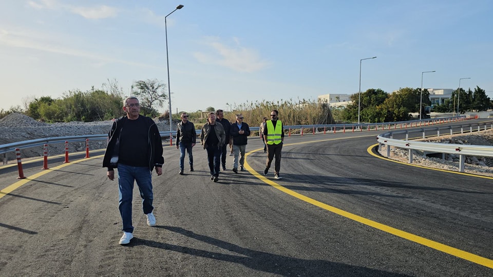 Παραδόθηκε σε χρήση η εναλλακτική οδός που θα εξυπηρετήσει την κίνηση στο Φαληράκι της Ρόδου