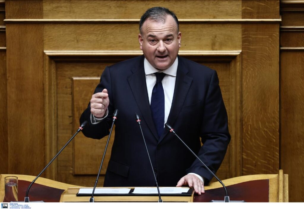 Γιάννης Παππάς κατά Σκέρτσου: “Δεν μπορεί να αποφασίζει για μας χωρίς να ακούει τη δική μας πρόταση – Νέα απάντηση Μητσοτάκη στους πέντε