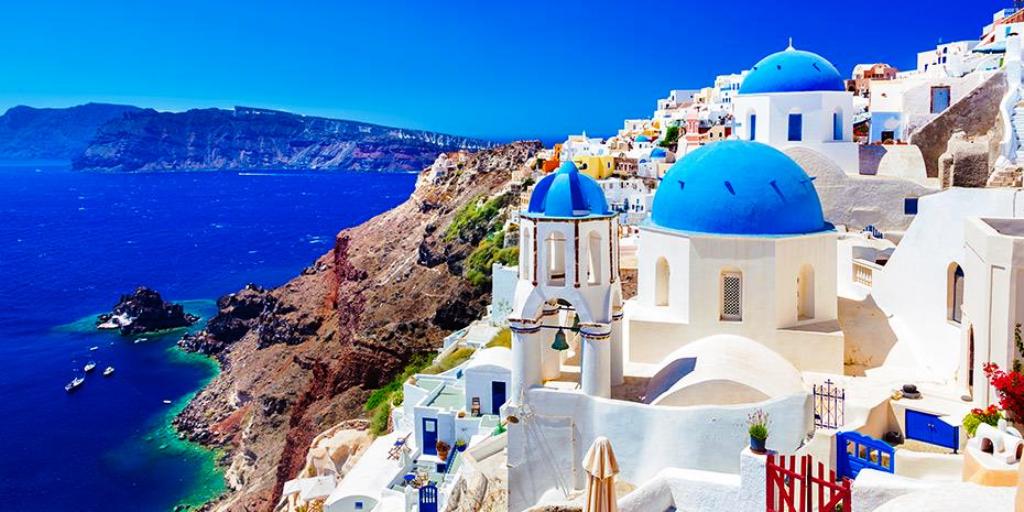 ΤΟΥΡΙΣΜΟΣ: Οι αριθμοί.. ευημερούν – Ιστορικό ρεκόρ για τον ελληνικό τουρισμό το 2025