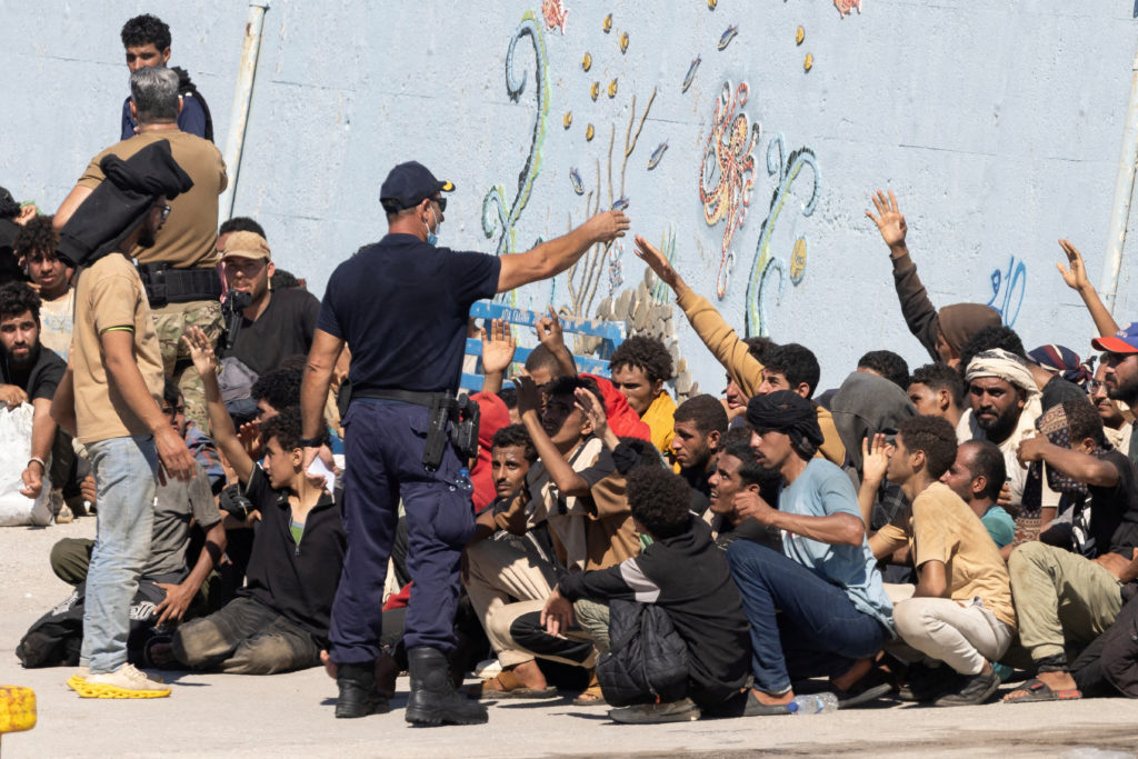 Σε δημόσια διαβούλευση το νέο νομοσχέδιο για το μεταναστευτικό