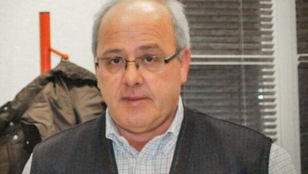 nάξος:-Αυτός-είναι-ο-γιατρός-που-βρήκε-τον-δολοφόνο-που-“έτρωγε”-τον-τόπο-του