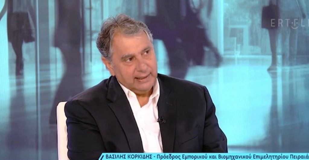 Βασίλης Κορκίδης: Μετατόπιση της κατανάλωσης από το εμπόριο στις υπηρεσίες