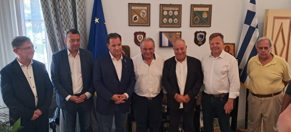Επίσκεψη του Υπουργού Υγείας Άδωνι Γεωργιάδη στην Κάλυμνο – Εξαγγελίες για το Νοσοκομείο – Αντιδράσεις εργαζομένων (φωτος κ videos)