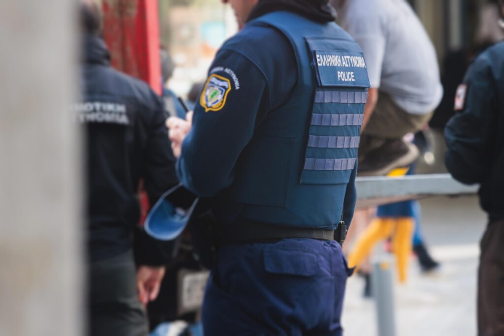 Ανησυχία στις τάξεις των Αστυνομικών, για περιπολίες μέσα στους καταυλισμούς αλλά και για προσλήψεις ΡΟΜΑ στην ΕΛΑΣ