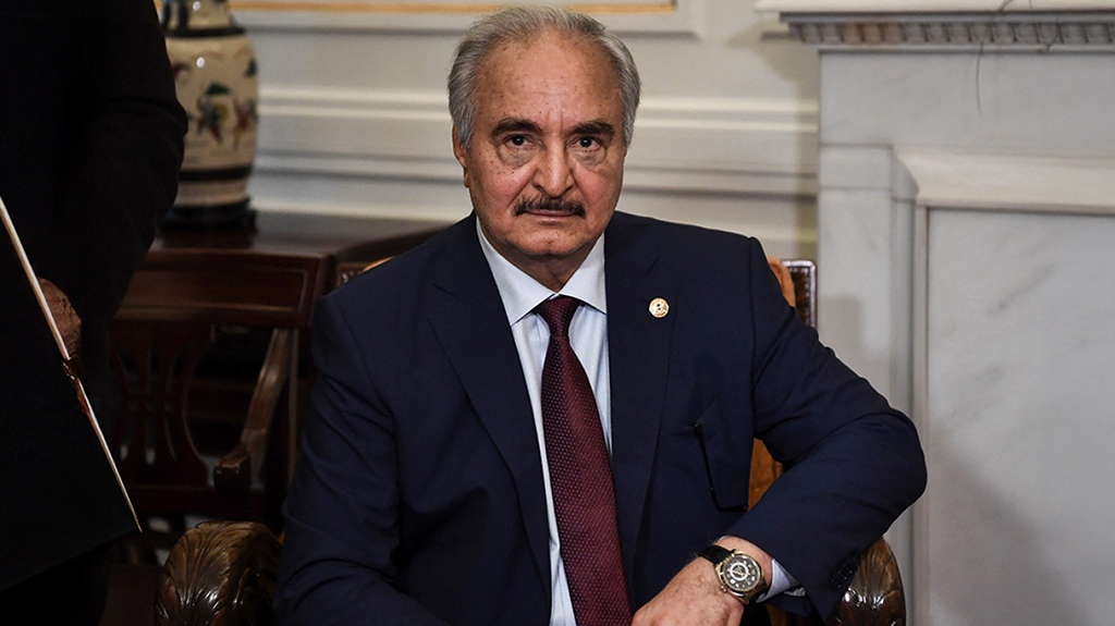 Μεγάλη ανατροπή; Ο Haftar «θάβει» το τουρκολυβικό σύμφωνο και «πουλάει» την Τουρκία – Το παρασκήνιο