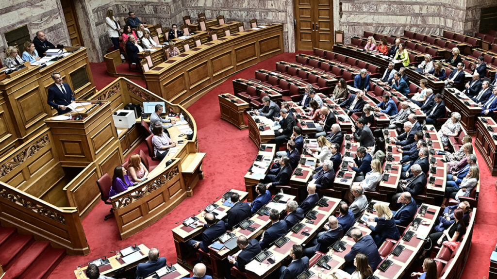 Βουλή: Ψηφίστηκε με 158 «ναι» το νέο εργασιακό νομοσχέδιο