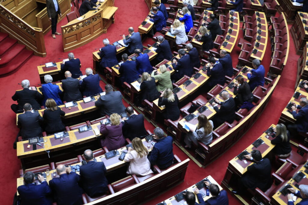 Εξεταστική Επιτροπή για τις υποκλοπές: Σύσσωμη η αντιπολίτευση συνυπογράφει την πρόταση του ΠΑΣΟΚ