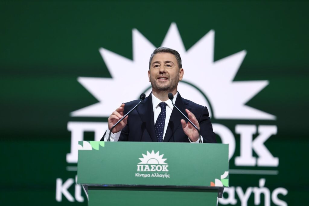 Ανδρουλάκης: Το ΠΑΣΟΚ ο βασικός αντίπαλος της ΝΔ – Νέος Γραμματέας του ΠΑΣΟΚ ο Γιάννης Βαρδακαστάνης με 279 ψήφους – Αποτελέσματα (video)