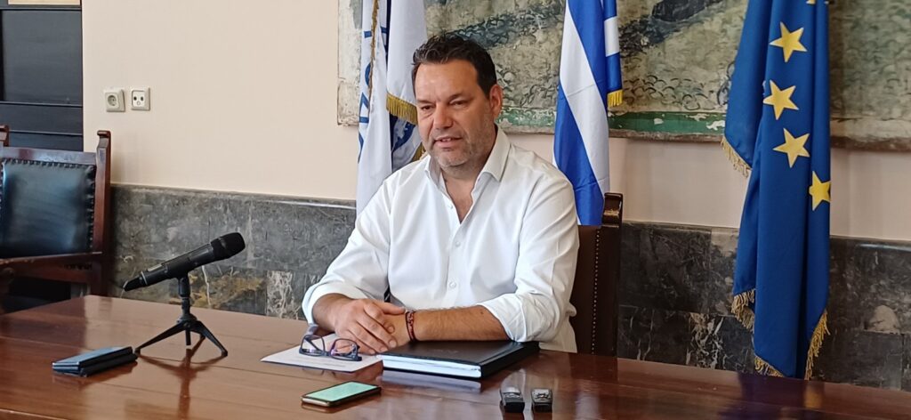 Νομικά θα προσφύγει ο Δήμος κατά της ΕΤΑΔ για να διεκδικήσει την χρήση των παραλιών (ηχητικό)