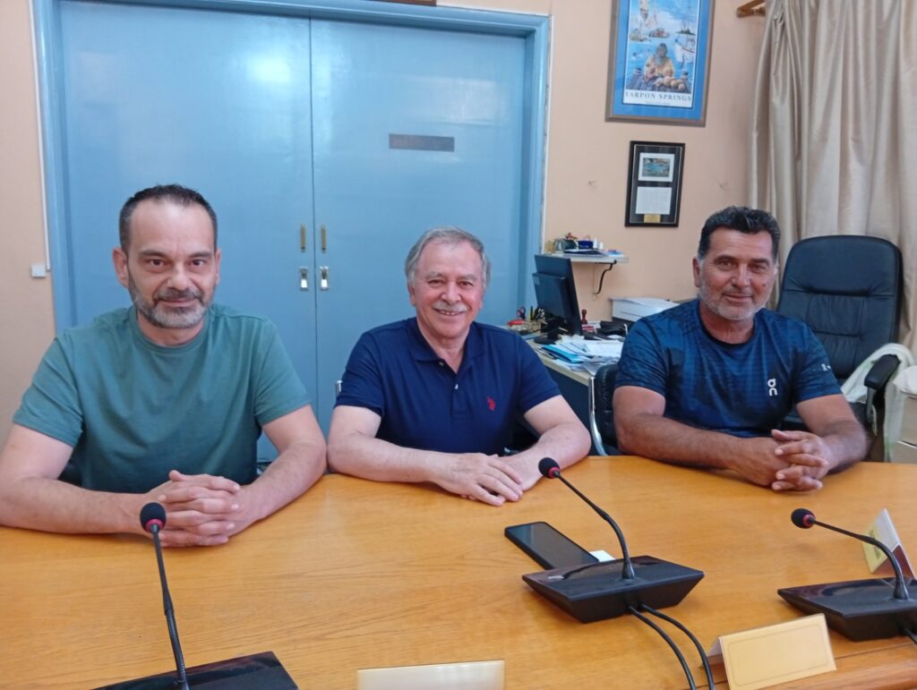 Αλλαγή σκυτάλης στην Αντιδημαρχία Καθημερινότητας Καλύμνου: Συγκινημένος αποχωρεί ο Βασίλης Μουσελλής – Νέος αντιδήμαρχος ο Αναστάσης Τρικοίλης (video)