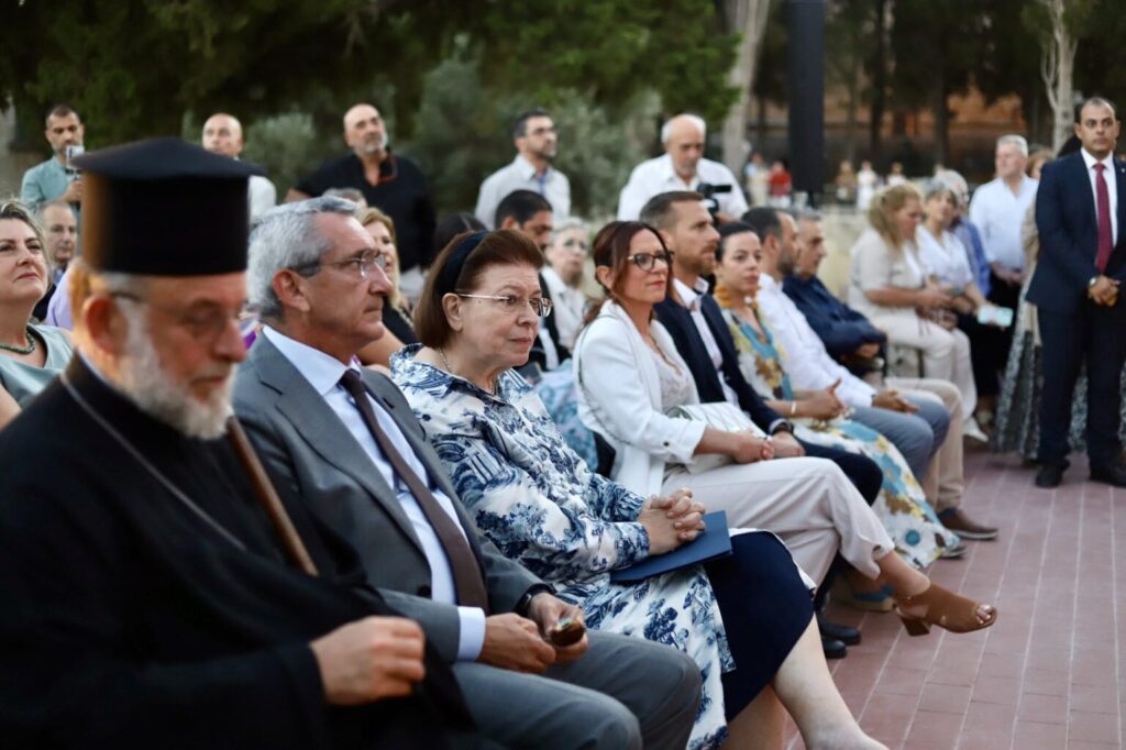 To μήνυμα του Περιφερειάρχη στα εγκαίνια της Περβόλας: “Η παραπολιτική δεν μπορεί να σκεπάσει το ανώτερο. Μπορεί να προσπαθήσει να μικρύνει μια στιγμή. Δεν μπορεί όμως να μικρύνει τη Ρόδο” (video)
