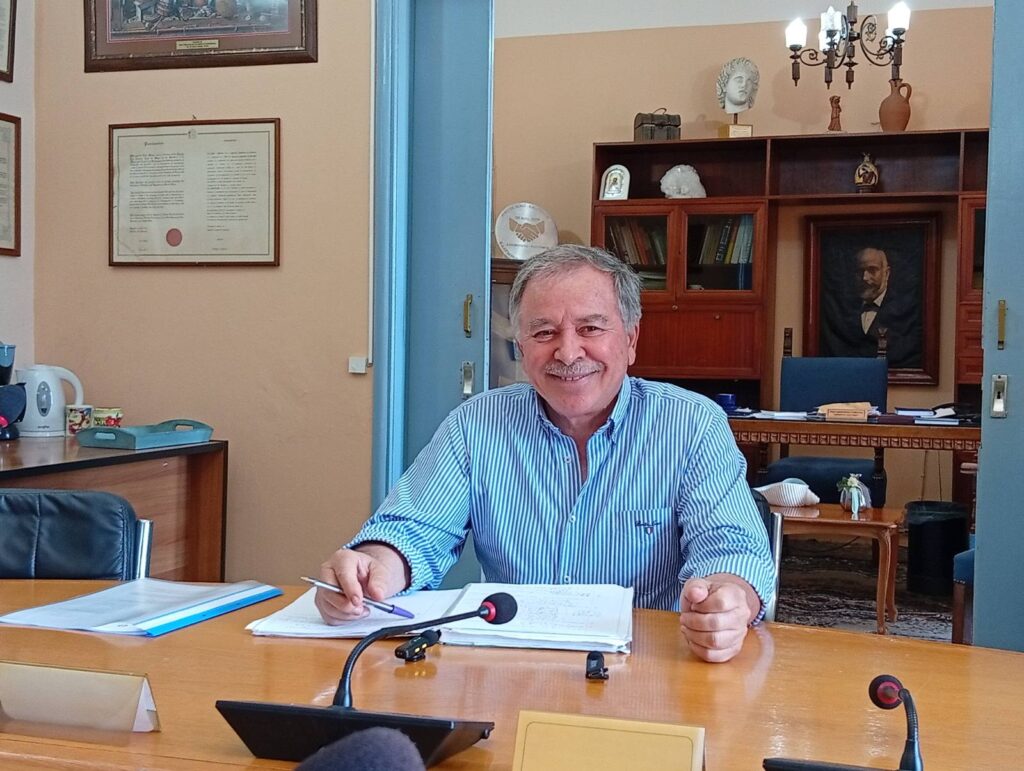 Συνέντευξη Τύπου Δημάρχου Καλύμνου για τη φωτιά στα Θέρμα – Έκκληση προς τους πολίτες να καταθέσουν ό,τι γνωρίζουν, ενώ σημειώθηκε αναζωπύρωση-ΒΙΝΤΕΟ